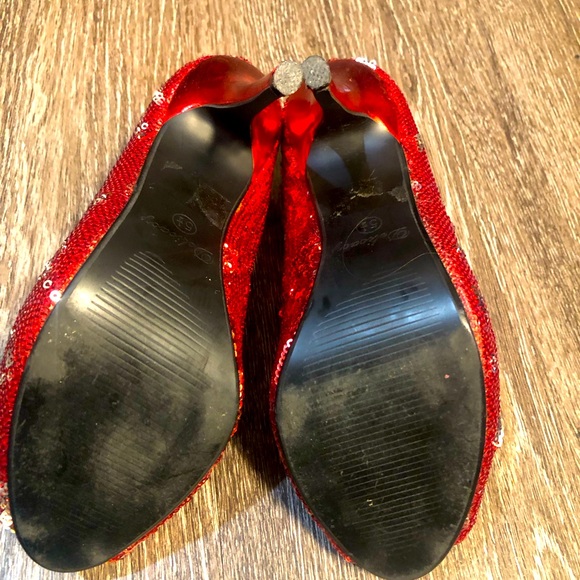 Delicacy brand red sequin heels - Picture 6 of 6